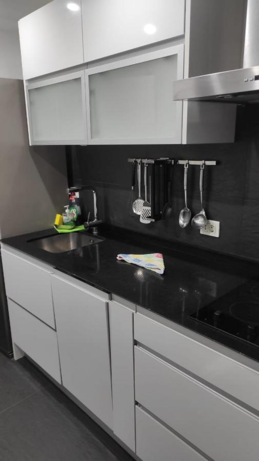 Luxury Apartment Аринага Экстерьер фото